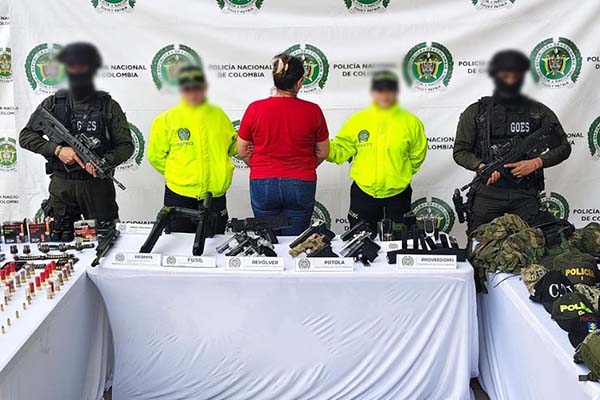 La implicada fue dejada a disposición de la Fiscalía General de la Nación, Seccional Magdalena. Foto cortesía Policía Nacional